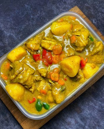 Chicken-in-Coconut-Curry-Sauce